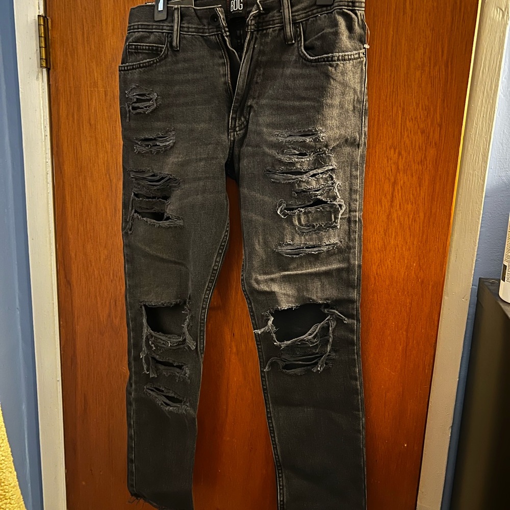 Urban Outfitters Skinny ripped black jeans